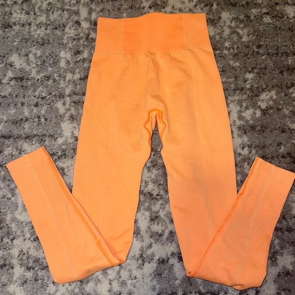 Gymshark ultra seamless leggings - Picture 2 of 4